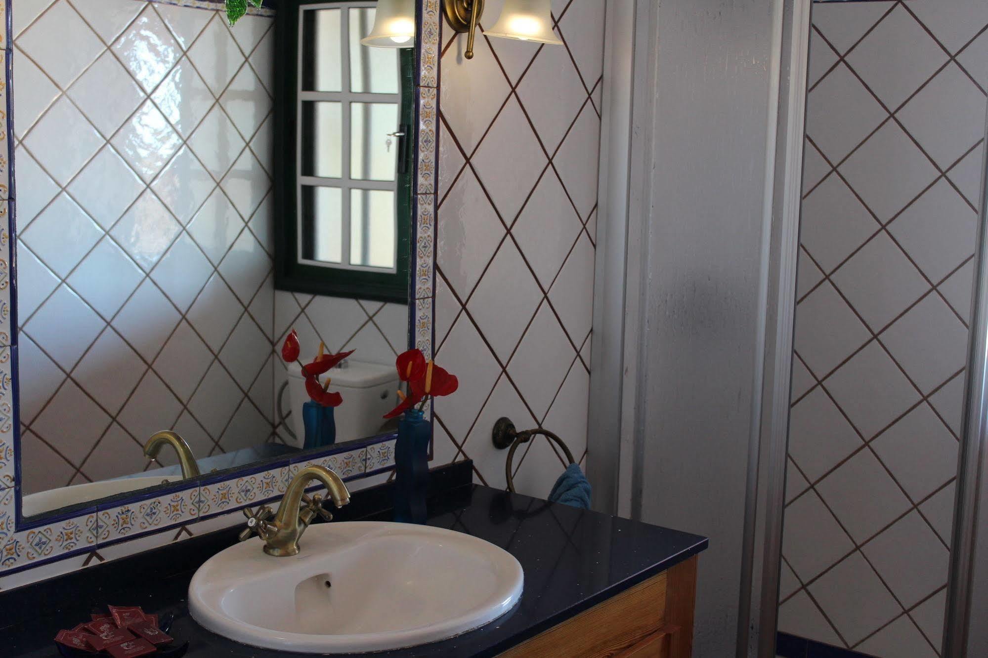 Гостевой дом Casa La Majada (Adults Only) Лос-Льянос-де-Аридане Экстерьер фото