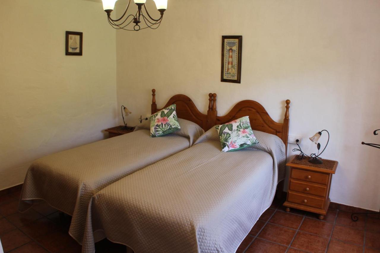 Гостевой дом Casa La Majada (Adults Only) Лос-Льянос-де-Аридане Экстерьер фото